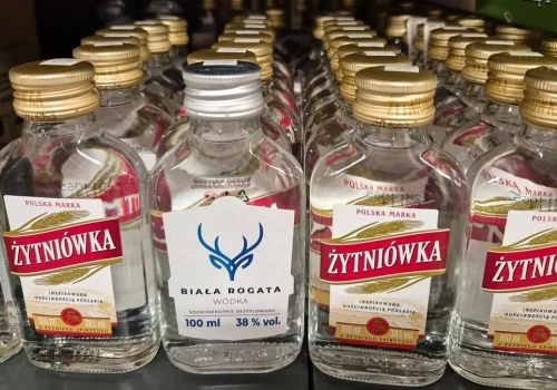 Sklepy bez „małpek”? Politycy szykują ponadpartyjny projekt