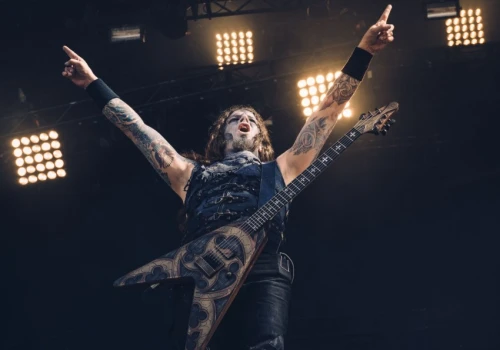 Koncert metalowy zwiększył tolerancję uczestników na ból