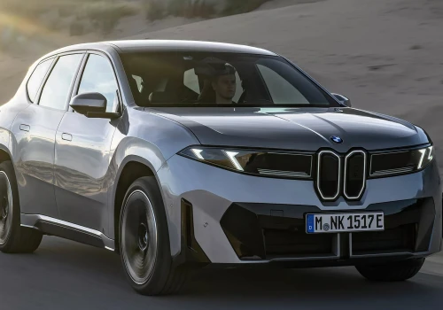 Dwa miliony elektryków BMW na drogach. Neue Klasse i iX3 napędzają wzrost – 28% udziału w Europie