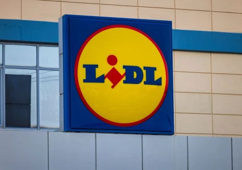 Lidl wycofuje popularny produkt. Wykryto jad kiełbasiany, po spożyciu można wylądować w szpitalu