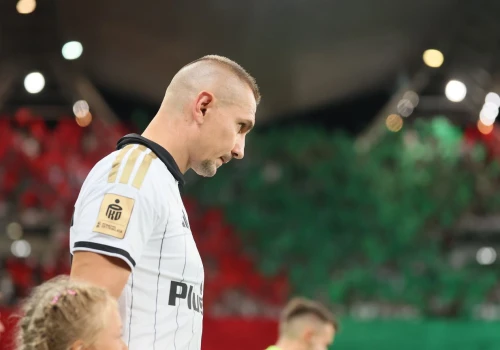 Tak Legia pożegnała Jędrzejczyka. Pierwsza minuta i się zaczęło
