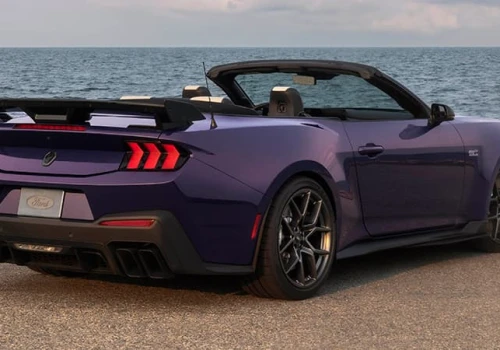 Ford Mustang - Dark Horse SC Convertible