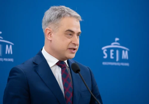Gawkowski chce miliardowej kary dla Mety. Ogłasza sukces: Meta się ugina