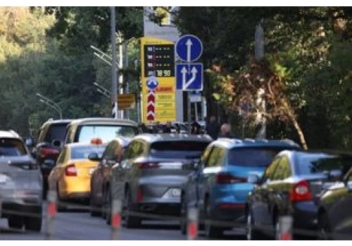 Problemy w Rosji. Cerkiew radzi modlitwę o benzynę