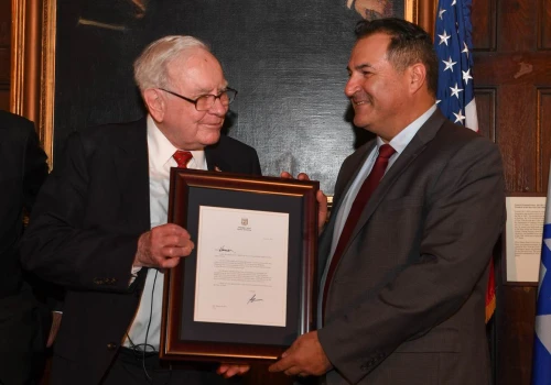 Berkshire Hathaway dokłada 17 miliardów dolarów do udziałów w Alphabet