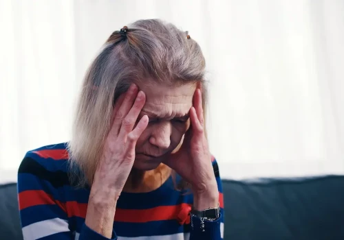Czekolada, kawa, ser często wskazywane jako wyzwalacze migreny
