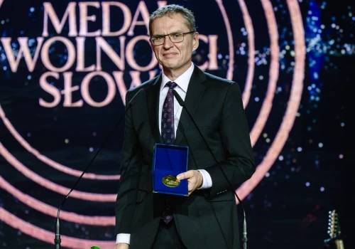 Andrzej Poczobut z Medalem Wolności Słowa