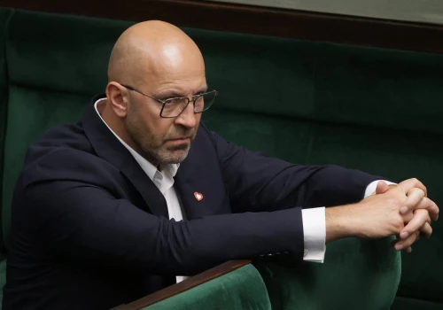 Minister sportu komentuje areszt dla Piesiewicza. 