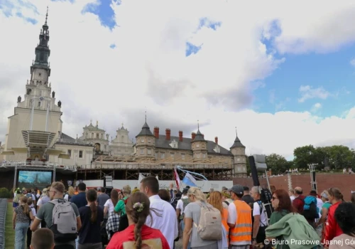 Pielgrzymka Żywiecka dotarła na Jasną Górę. Przebyli pieszo 170 kilometrów