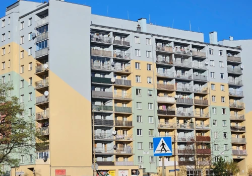 Koniec głośnych sąsiadów. Od 20 września nowe przepisy w blokach
