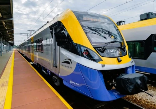 Bilety Kolei Małopolskich będą ważne w pociągach PKP Intercity. Sprawdź połączenia i zasady