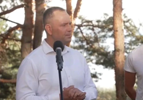Nawrocki odpowiadał dziennikarzom na pytania. Nagle coś się wydarzyło! 