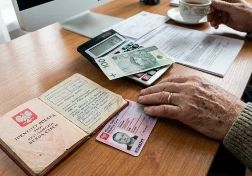 Wystarczy jeden dokument. Masz go? ZUS podwyższy ci emeryturę