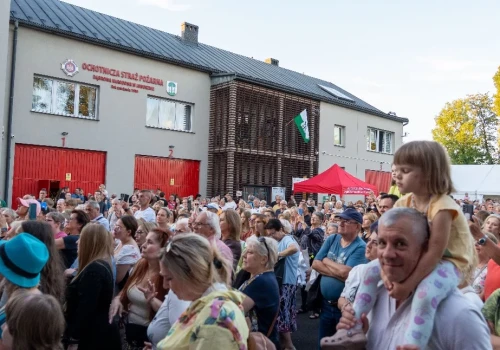 Piknik rodzinny na Dąbrowie Narodowej