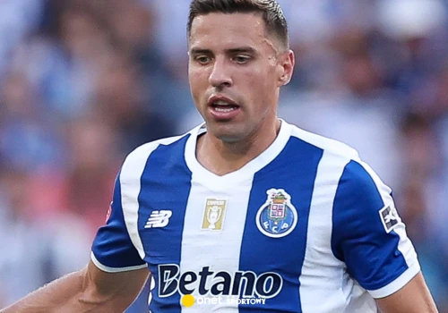 Trener FC Porto przekazał najnowsze wieści w sprawie zdrowia Jana Bednarka