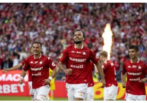 Wygrane derby Krakowa z Wieczystą, czyli piłkarze Wisły ciężko pracowali na dobre oceny