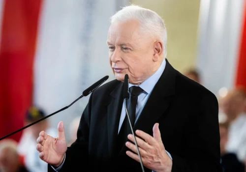 Jarosław Kaczyński ostro o rozłamie w PiS. Padły słowa o „zdradzie”