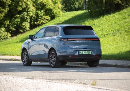 400 nowych miejsc pracy w Hiszpanii. Leapmotor B10 miał powstawać w Polsce