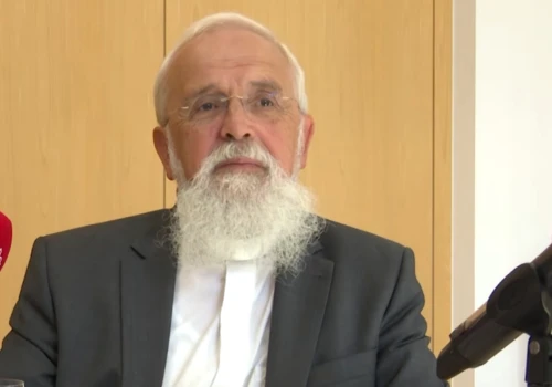 Niemiecki biskup nie chce nawracać ludzi na katolicyzm i atakuje AfD. Wspierał także LGBT i zamykanie kościołów w czasie Wielkiej Histerii