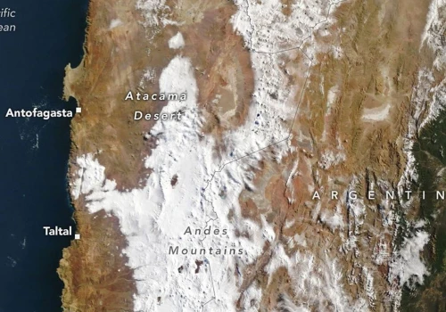 Śnieg w jednym z najsuchszych miejsc świata. NASA pokazała zdjęcia