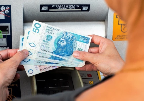 Koniec WIBOR-u, czas na POLSTR. Prawnicy ostrzegają przed aneksami do umów kredytowych