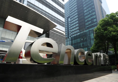 Tencent Hy4 to nowy otwarty model AI do programowania i analizy. Ma 770 mld parametrów