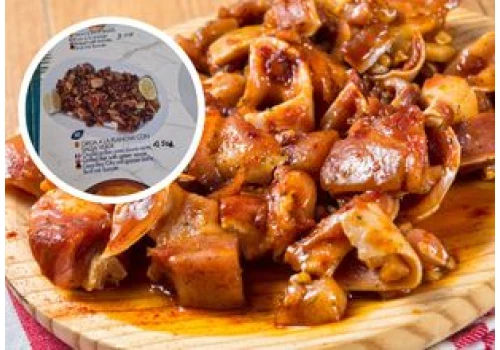 Spojrzałam na menu i zaniemówiłam. My dajmy je psom, Hiszpanie przegryzają zamiast orzeszków i chipsów