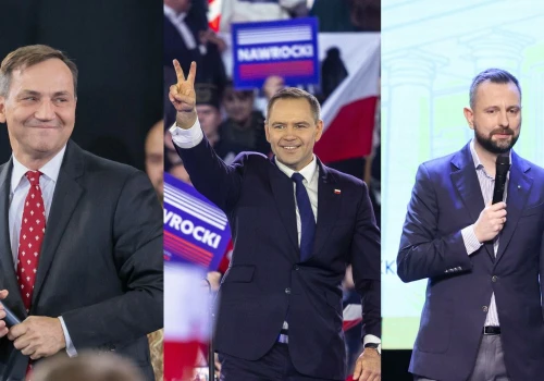 Nawrocki wciąż liderem rankingu zaufania, ale ze spadkiem. Goni go Sikorski