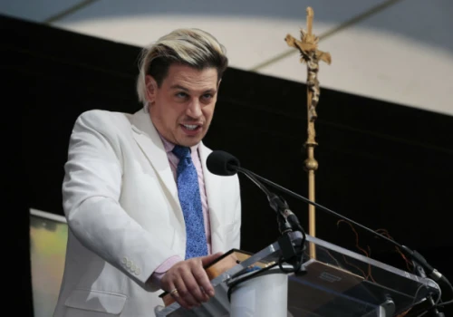 Brytyjski komentator deportowany z USA. Wcześniej chwalił politykę Trumpa