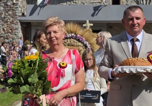 Święto plonów. Dożynki w Wołyńcach. Rolnicy w centrum uwagi (zdjęcia+filmy)