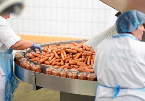 Absencja pracowników zmienia charakter. To nowe wyzwanie dla produkcji i logistyki