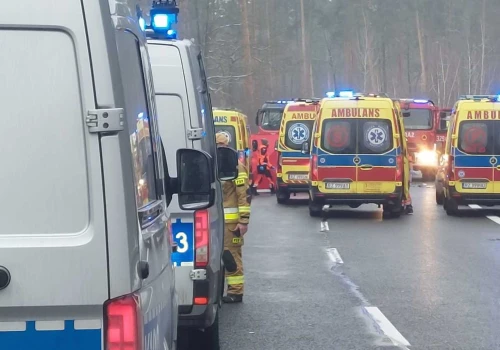 Wypadek na S19 pod Sokołowem Młp. Zderzyły się trzy motocykle i samochód osobowy. 3 osoby ranne!
