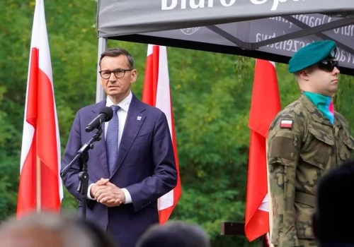 Pogrzeb ofiar rzezi wołyńskiej. Morawiecki: Wierzyłem, że doczekają się godnego pochówku