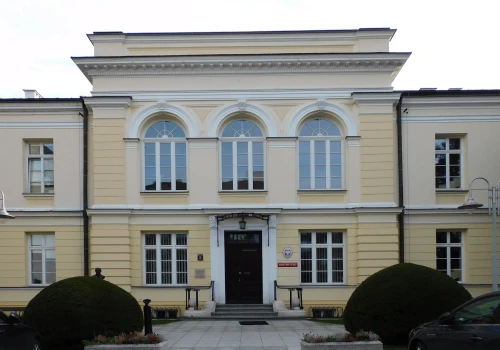 Ustawa o AI obowiązuje w Polsce, ale komisji nadzorczej wciąż nie ma
