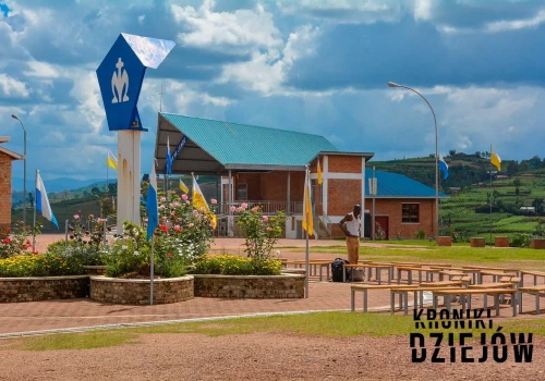 Alphonsine miała 17 lat, gdy zobaczyła tajemniczą kobietę. Kilka lat później Rwanda spłynęła krwią