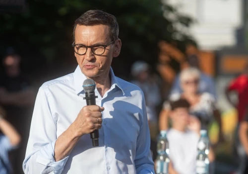 Polacy wprost o początkach formacji Morawieckiego. Niejednoznaczny wynik