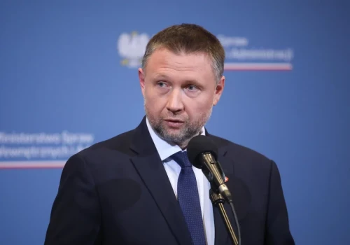 Problemy z alertami RCB. Kierwiński: Będą działały lepiej