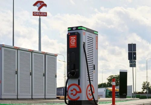 Przełom przy autostradzie A1. Jest ładowarka o mocy 1,5 MW