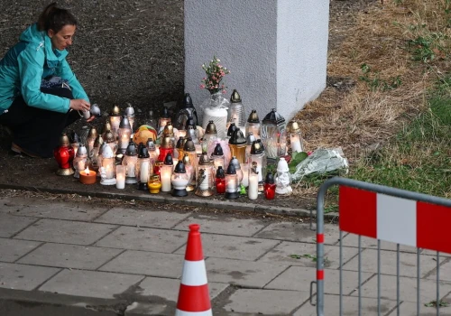 Oliwier stracił rodziców w wypadku w Krakowie. Polacy zebrali potężną kwotę