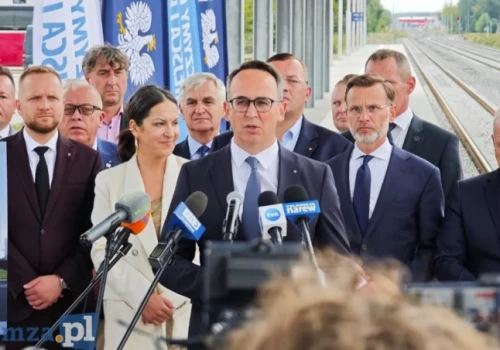 Nowy dworzec za 9,6 mln zł i bezpośrednie połączenie ze stolicą