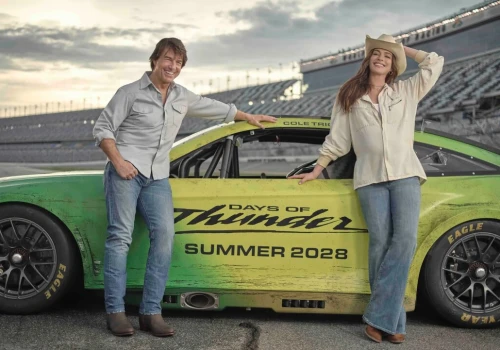 Tom Cruise i Anne Hathaway. Kultowy hit powraca!