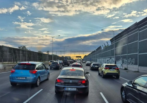 Koniec koszmaru na trasie S8 w Warszawie? Radny pokazał plany drogowców