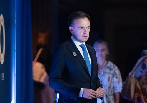 Minister finansów chwali Polskę w USA. Wskazuje na deregulację