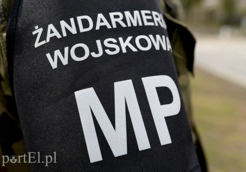 Fałszywy alarm spowodował korki przy jednostce wojskowej