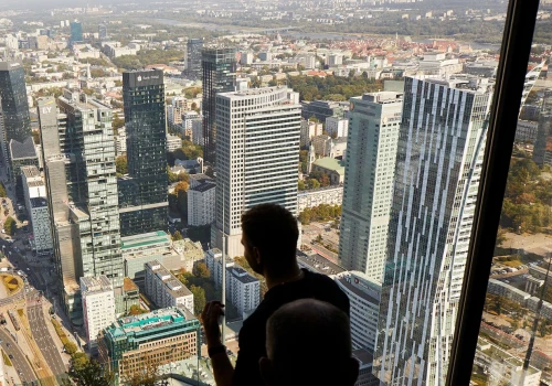 Niemiecki dziennik o Warszawie: Lśniące centrum sukcesu