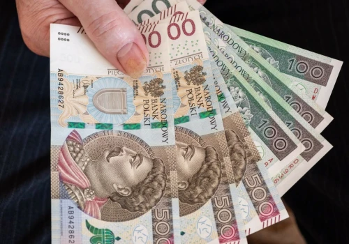 Dobre wieści dla seniorów. Świadczenie wyniesie nawet 4 tys. zł, zacznie się już we wrześniu