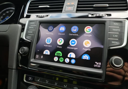 Android Auto ma nową ikonę na smartfonach. Żegnamy się z niebieskim kolorem