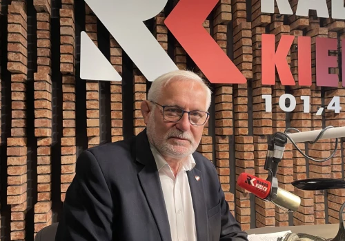 Powiązanie płacy nauczycieli ze średnią krajową do końca kadencji