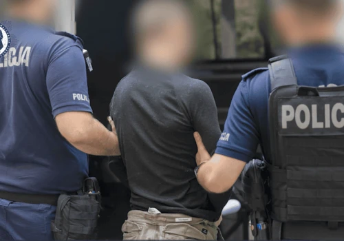 Oszustwa na popularnym portalu. CBZC rozbiło zorganizowaną grupę