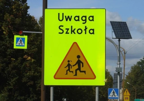 Policjanci pilnują bezpieczeństwa dzieci. Ruszyła akcja „Bezpieczna Droga do Szkoły”